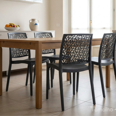 Sedia in plastica Ninfa per interno ed esterno Bica