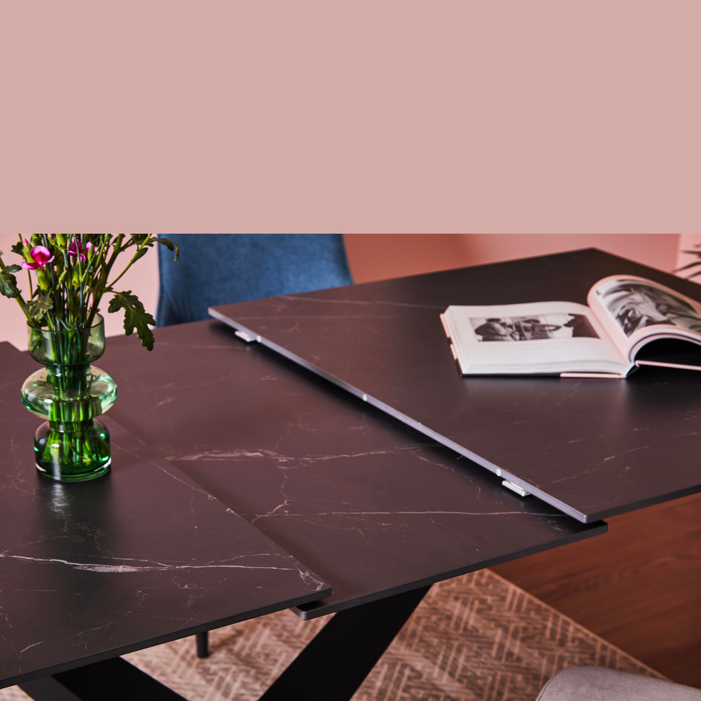 Tavolo da pranzo allungabile Oliver piano ceramica effetto marmo