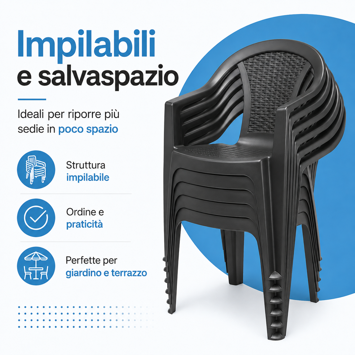 Sedie Tressy Rattan nere impilate per occupare meno spazio.